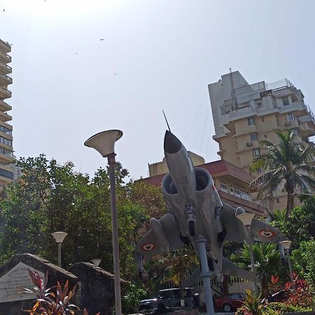 Cozy Private Ac Studio By The Sea Bandstand Bandra W Mumbai Nr Taj Lands End Exterior photo