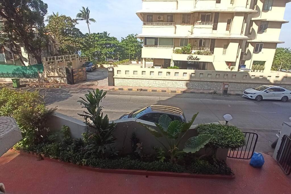Cozy Private Ac Studio By The Sea Bandstand Bandra W Mumbai Nr Taj Lands End Exterior photo