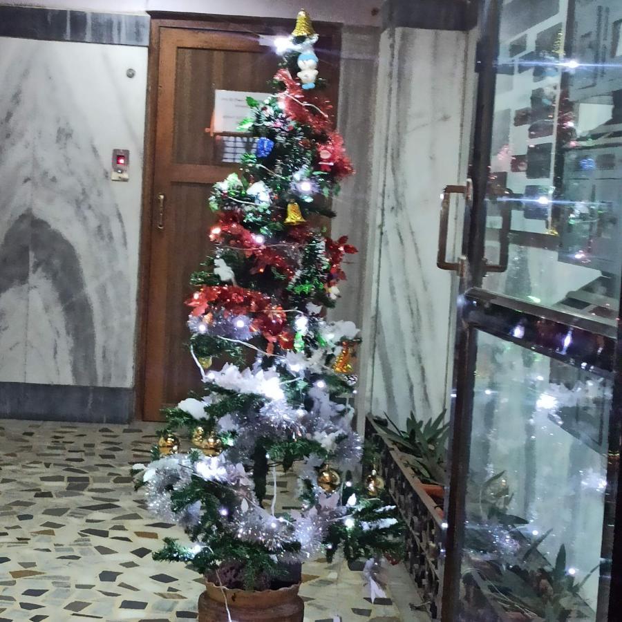 Cozy Private Ac Studio By The Sea Bandstand Bandra W Mumbai Nr Taj Lands End Exterior photo