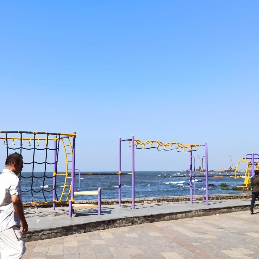 Cozy Private Ac Studio By The Sea Bandstand Bandra W Mumbai Nr Taj Lands End Exterior photo