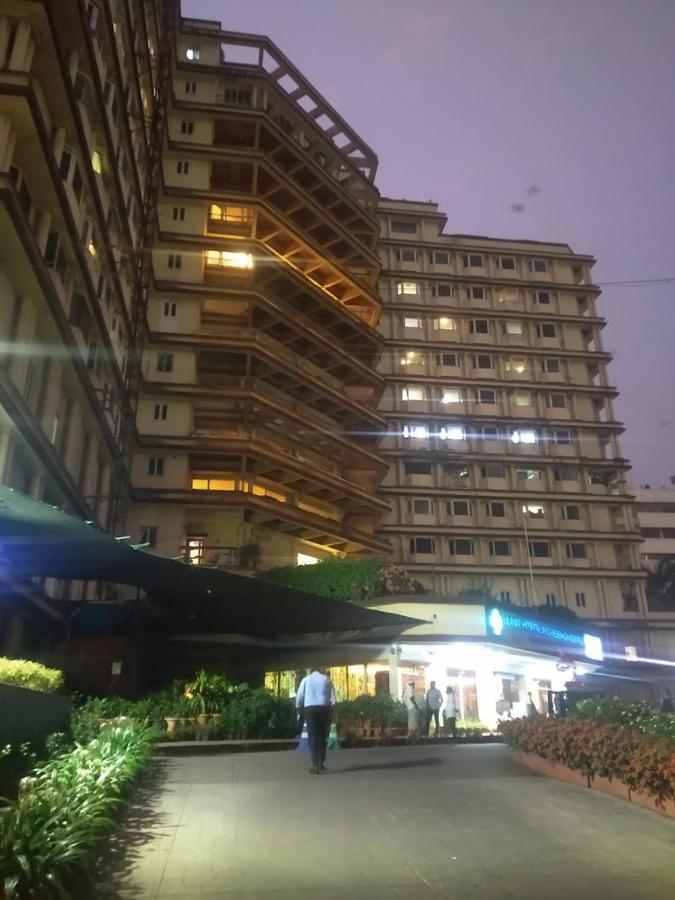 Cozy Private Ac Studio By The Sea Bandstand Bandra W Mumbai Nr Taj Lands End Exterior photo