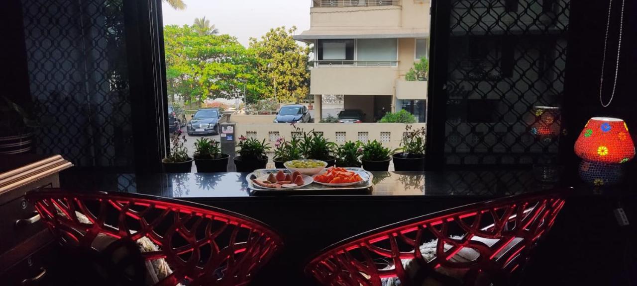 Cozy Private Ac Studio By The Sea Bandstand Bandra W Mumbai Nr Taj Lands End Room photo