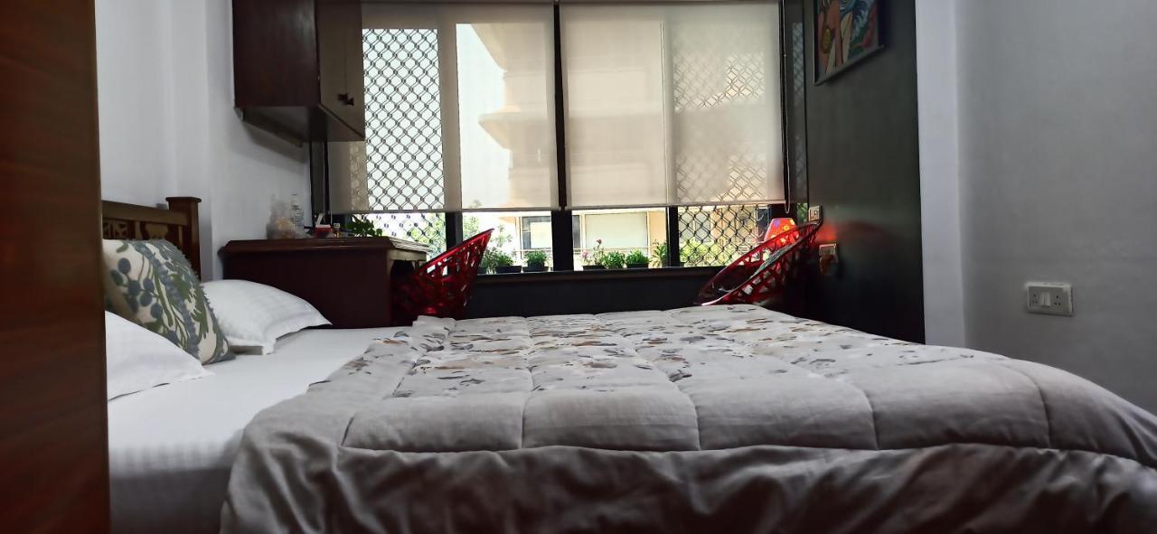 Cozy Private Ac Studio By The Sea Bandstand Bandra W Mumbai Nr Taj Lands End Exterior photo